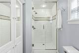 13606 Woodinville Redmond Road - Photo 18