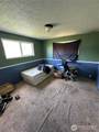 2712 67th Avenue - Photo 14