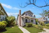 2415 Queen Anne Avenue - Photo 3