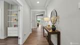 221 Shadow Avenue - Photo 3