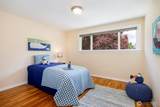 14101 Phinney Avenue - Photo 16