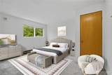 9558 Greenwood Avenue - Photo 9