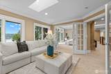 6434 Mercer Way - Photo 20