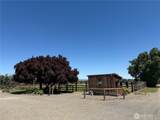 2310 Umptanum Road - Photo 31