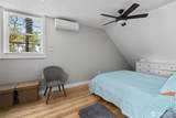 1863 Madrona Way - Photo 33