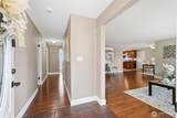 1931 Hoyt Avenue - Photo 4