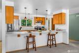 8910 Hunter Point Road - Photo 16