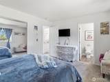 654 Woodland Loop - Photo 17