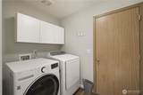 6724 49 Place - Photo 18