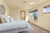 1190 Swan Loop - Photo 23