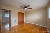 917 Dahlia Drive - Photo 15
