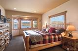 915 Lakeshore Road - Photo 32