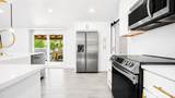 322 Chicago Boulevard - Photo 9