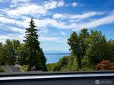 5301 49th Avenue - Photo 3