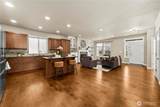 18428 Village Parkway - Photo 14