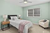18428 Village Parkway - Photo 29