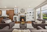 18428 Village Parkway - Photo 8