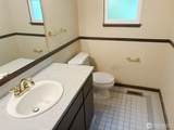 24404 Mirrormont Boulevard - Photo 16