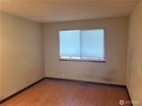 24404 Mirrormont Boulevard - Photo 18