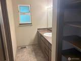 24404 Mirrormont Boulevard - Photo 29