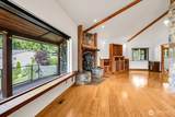 17049 Lake Point Drive - Photo 8