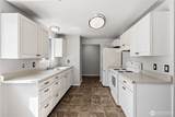 802 Oakcrest Drive - Photo 11