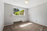 802 Oakcrest Drive - Photo 16