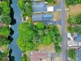 772 Island Circle - Photo 17