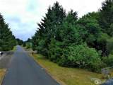 772 Island Circle - Photo 10