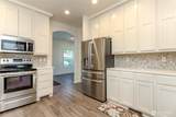 2101 324th - Photo 13