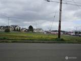 1319 Simpson Avenue - Photo 4