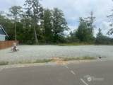 556 Chenois Avenue - Photo 4