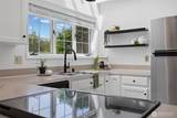 126 Grover Street - Photo 10