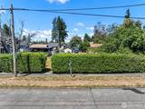 2212 2214 10th Street - Photo 2