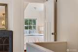 2425 Marine Drive - Photo 21