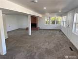 3219 Halverson Avenue - Photo 19