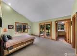 6701 Holst Road - Photo 16