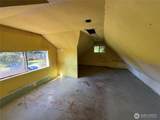 915 Greenleaf Avenue - Photo 18