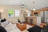2412 Queen Anne Avenue - Photo 3