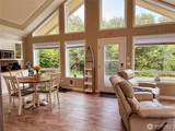 206 Wishkah Street - Photo 1