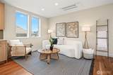 2414 Queen Anne Avenue - Photo 3
