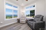 551 Hyland Drive - Photo 18