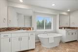 3106 Stephanie Loop - Photo 16