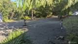 152 Lakeview Drive - Photo 3