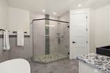 16226 Shore Drive - Photo 30