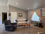 1030 Crest Loop - Photo 3