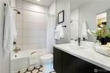 4322 Wallingford Avenue - Photo 15