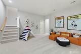 6627 Silent Creek Avenue - Photo 32