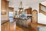 4725 Mercer Way - Photo 15