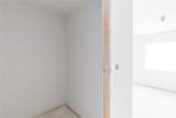 5752 NE 62nd Street - Photo 20